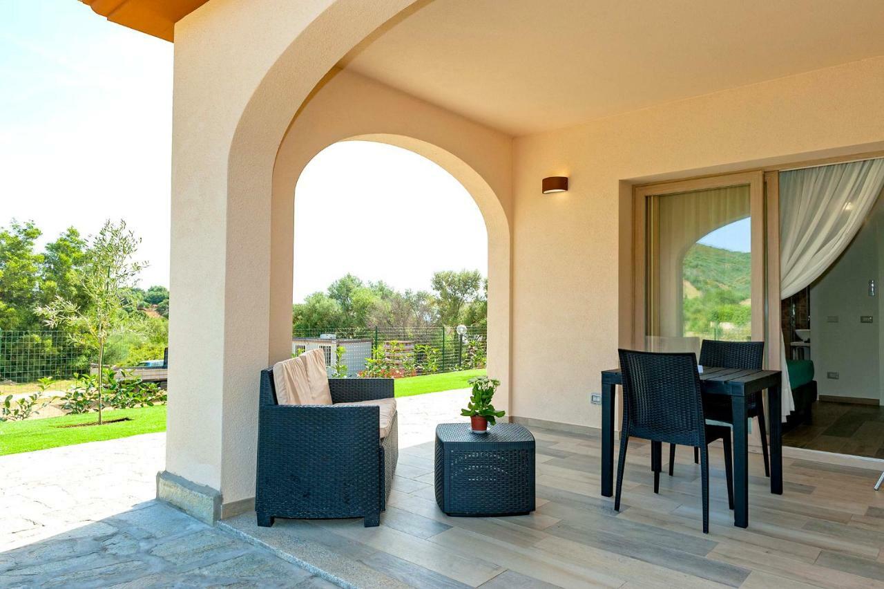 Molarotto Camere Con Angolo Cottura San Teodoro  Exteriör bild